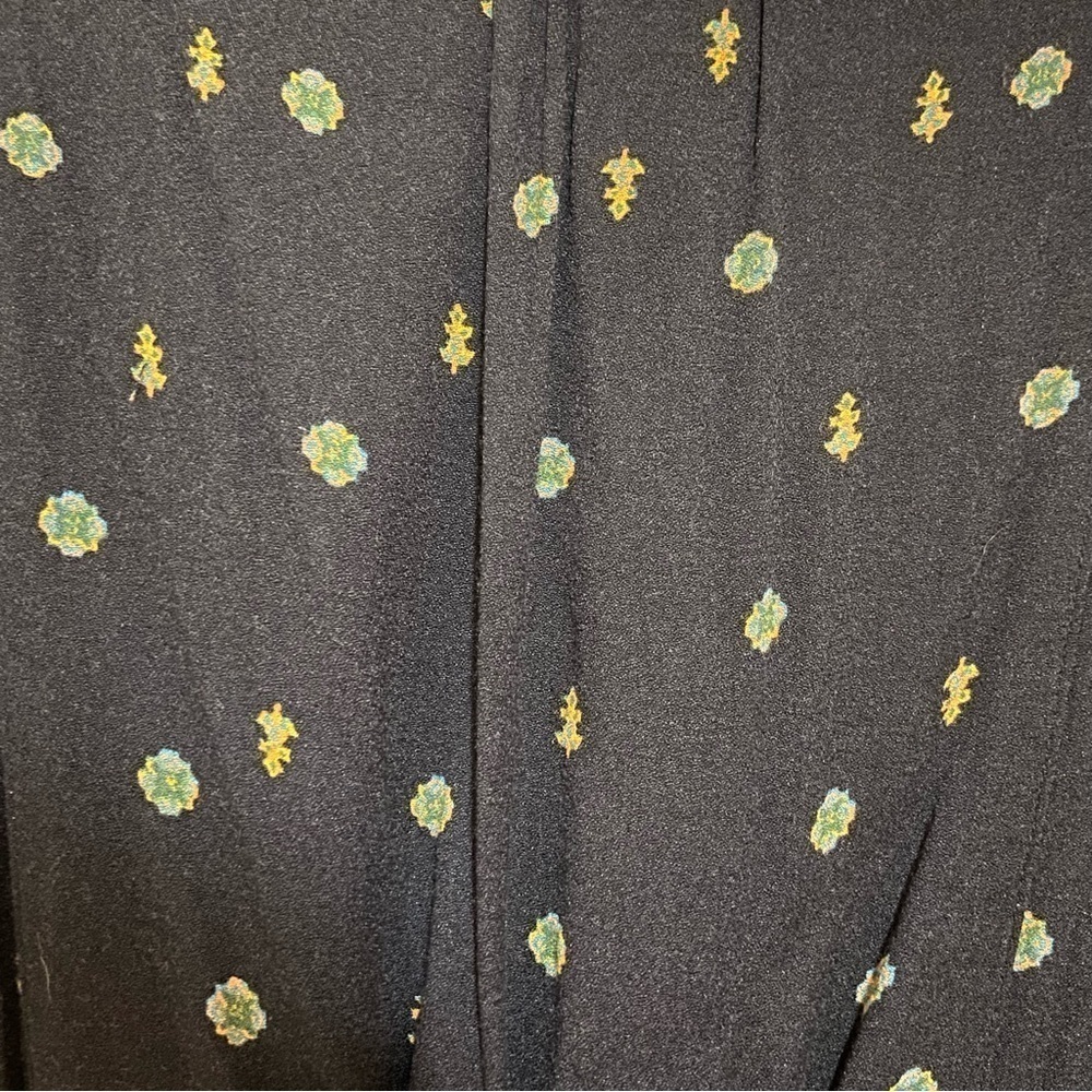 Free People Long Sleeve Floral Button Front Cut Out Romper Size Medium - Picture 8 of 11